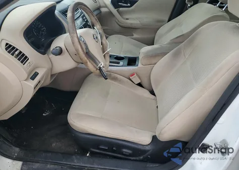 2015 Nissan Altima 2.5 из США, поврежденный, VIN 1N4AL3AP0FC164290